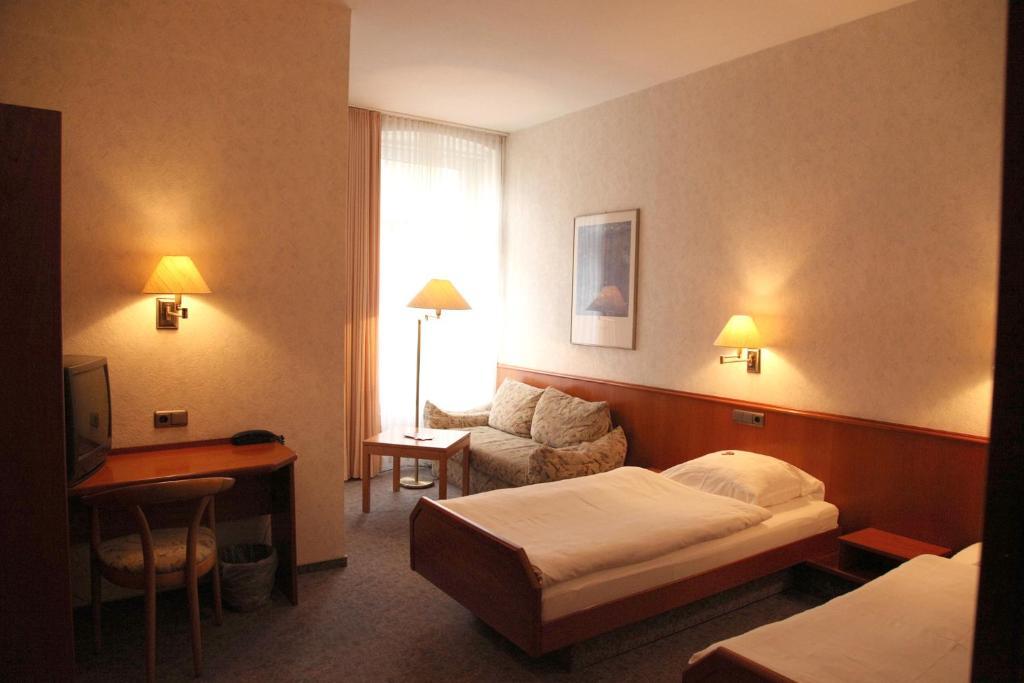Ackfeld Hotel-Restaurant Bueren  Værelse billede