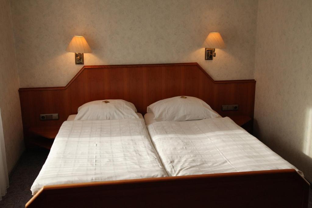 Ackfeld Hotel-Restaurant Bueren  Værelse billede
